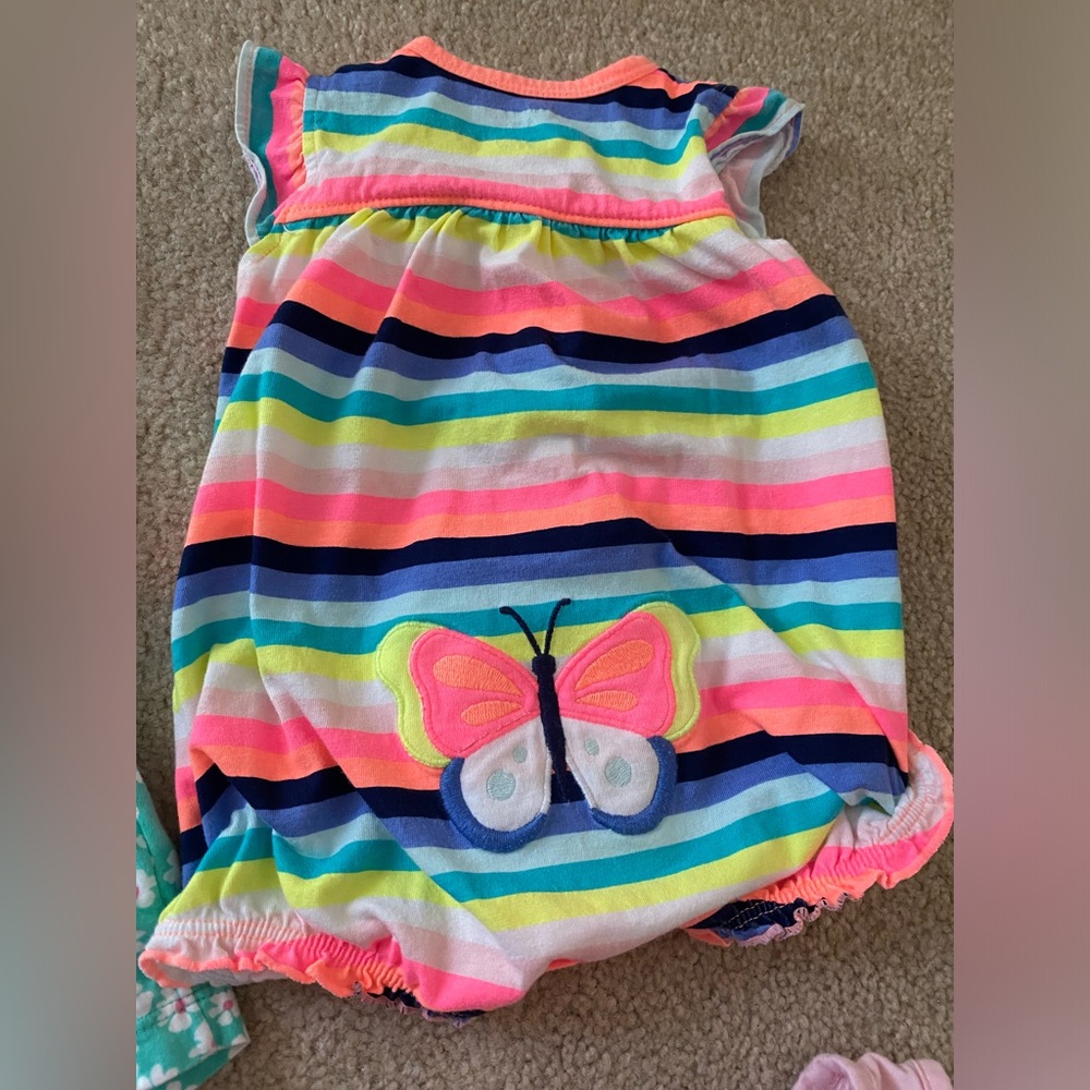 6 month baby girl Carter's romper/dress set - Picture 4 of 7